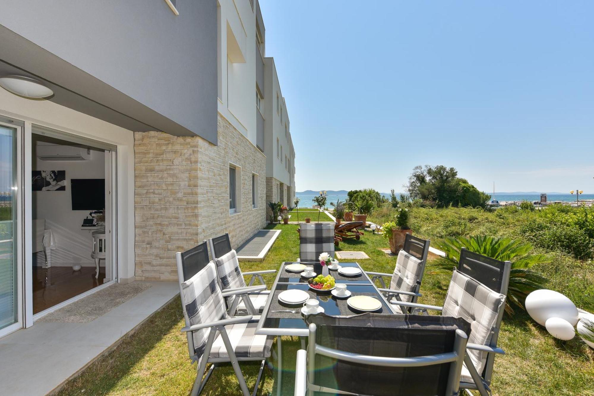 Mm Luxury Apartments Gold & Rubin Zadar Habitación foto